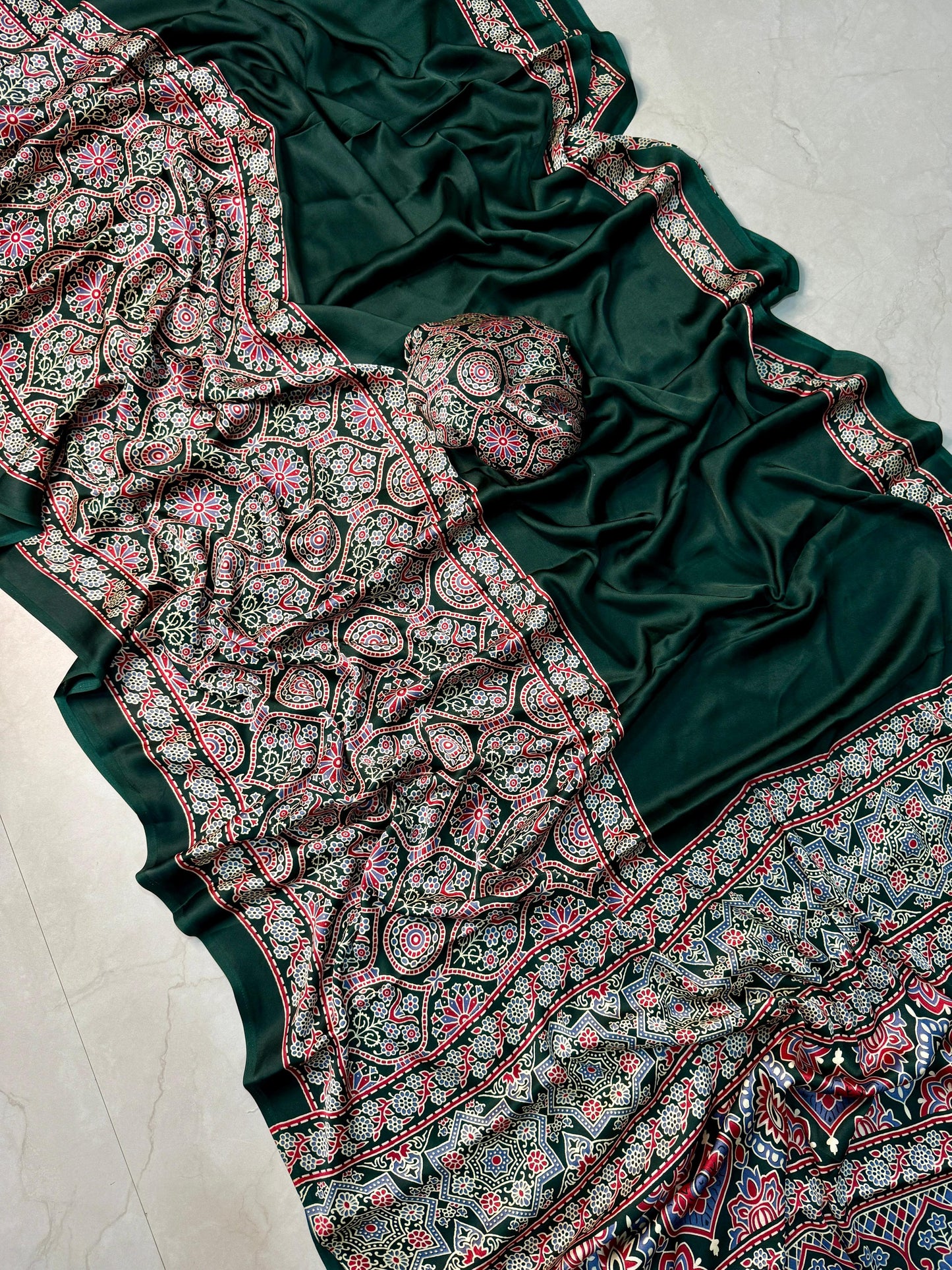 PREMIUM SATIN SILK