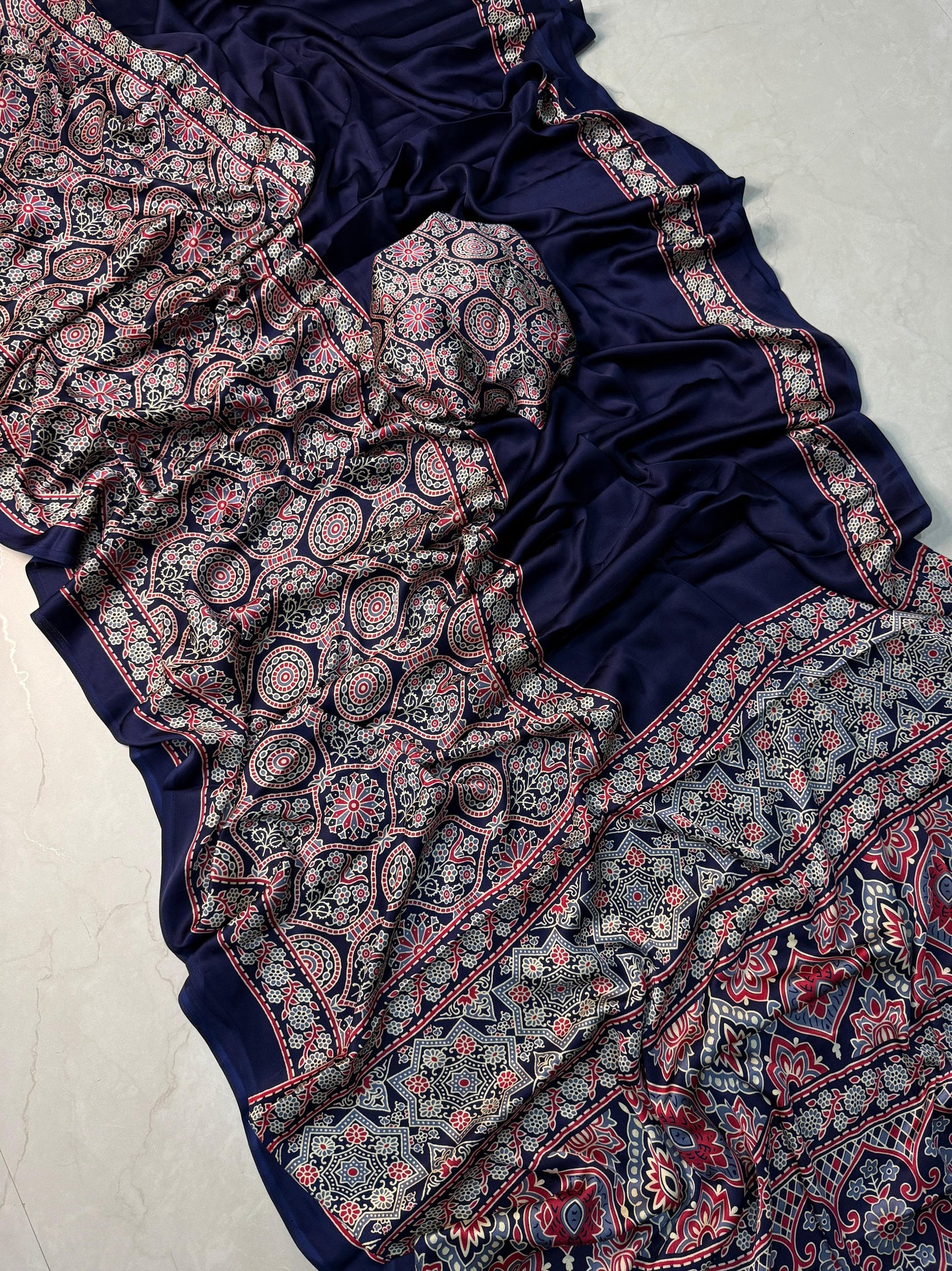 PREMIUM SATIN SILK