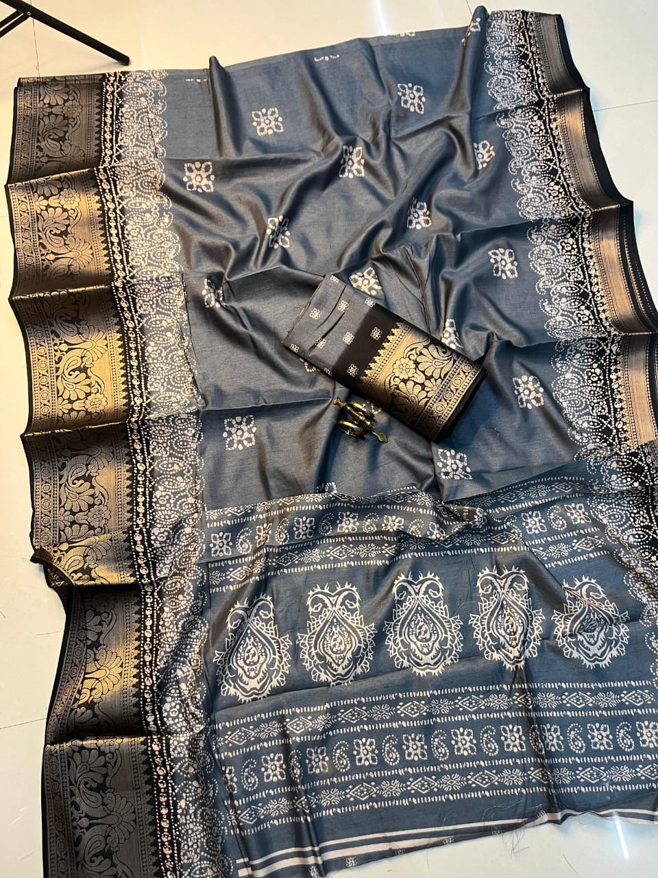 soft dola silk saree