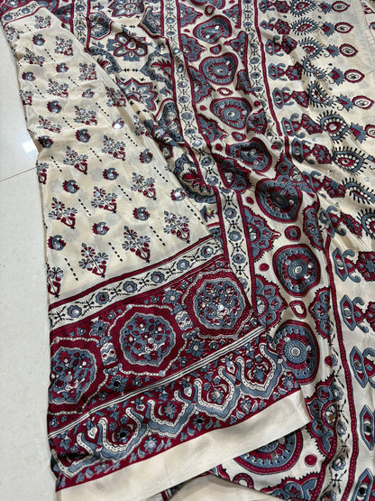 crep  silk saree with  real mirror