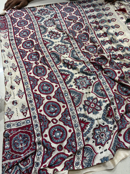 crep  silk saree with  real mirror