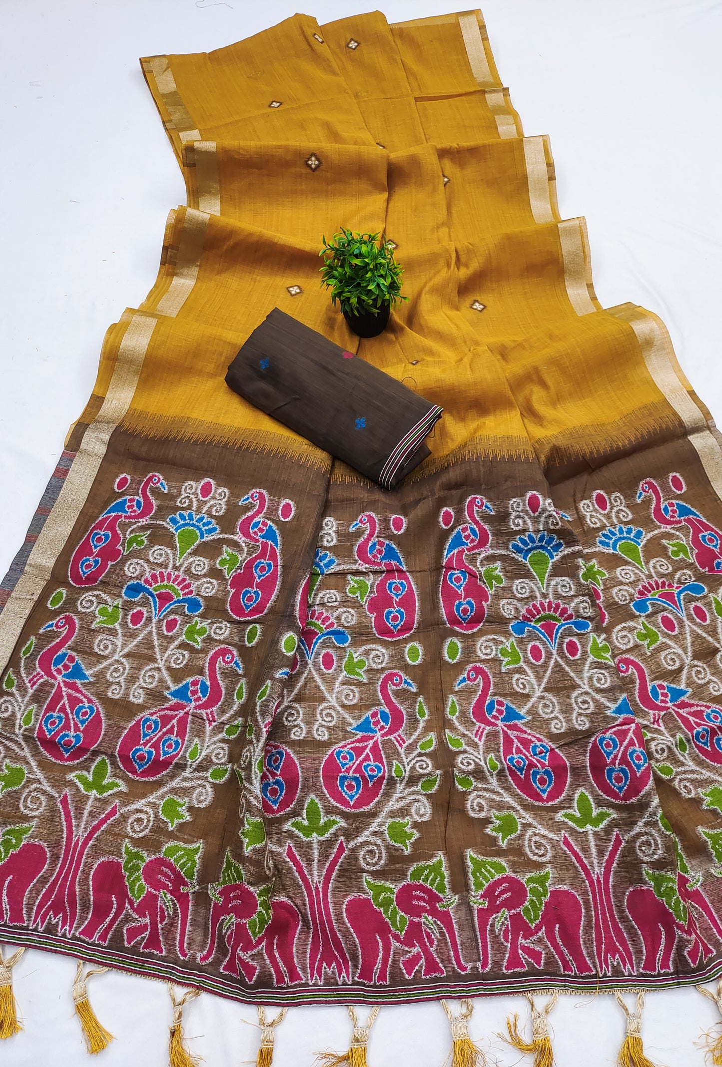 Soft Pure Munga Cotton Saree

( JP59)