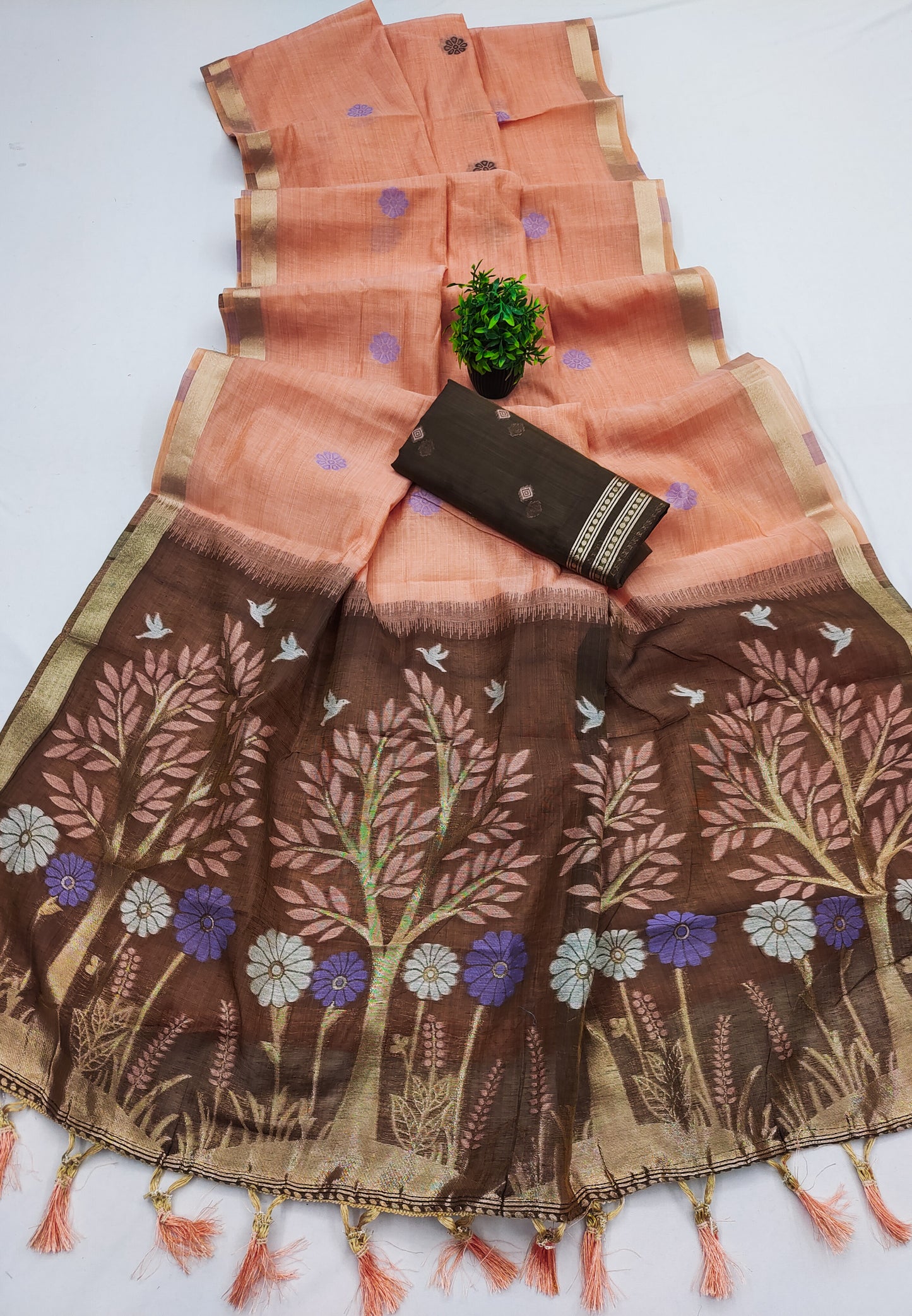 Soft Pure Munga Cotton Saree

( JP57)
