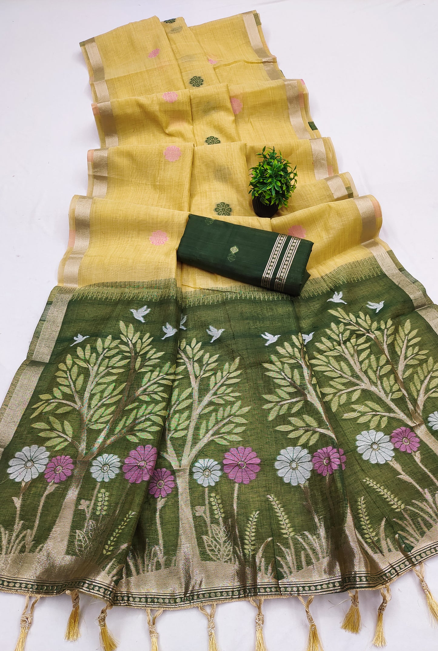 Soft Pure Munga Cotton Saree

( JP57)