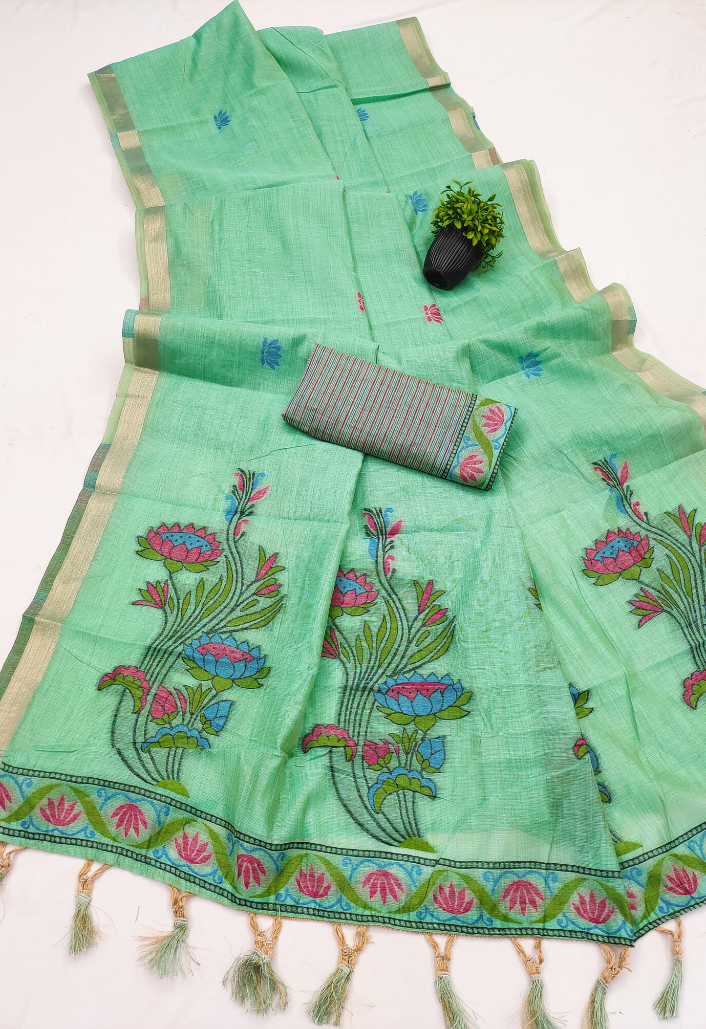 Soft Pure Munga Cotton Saree

( JP56)