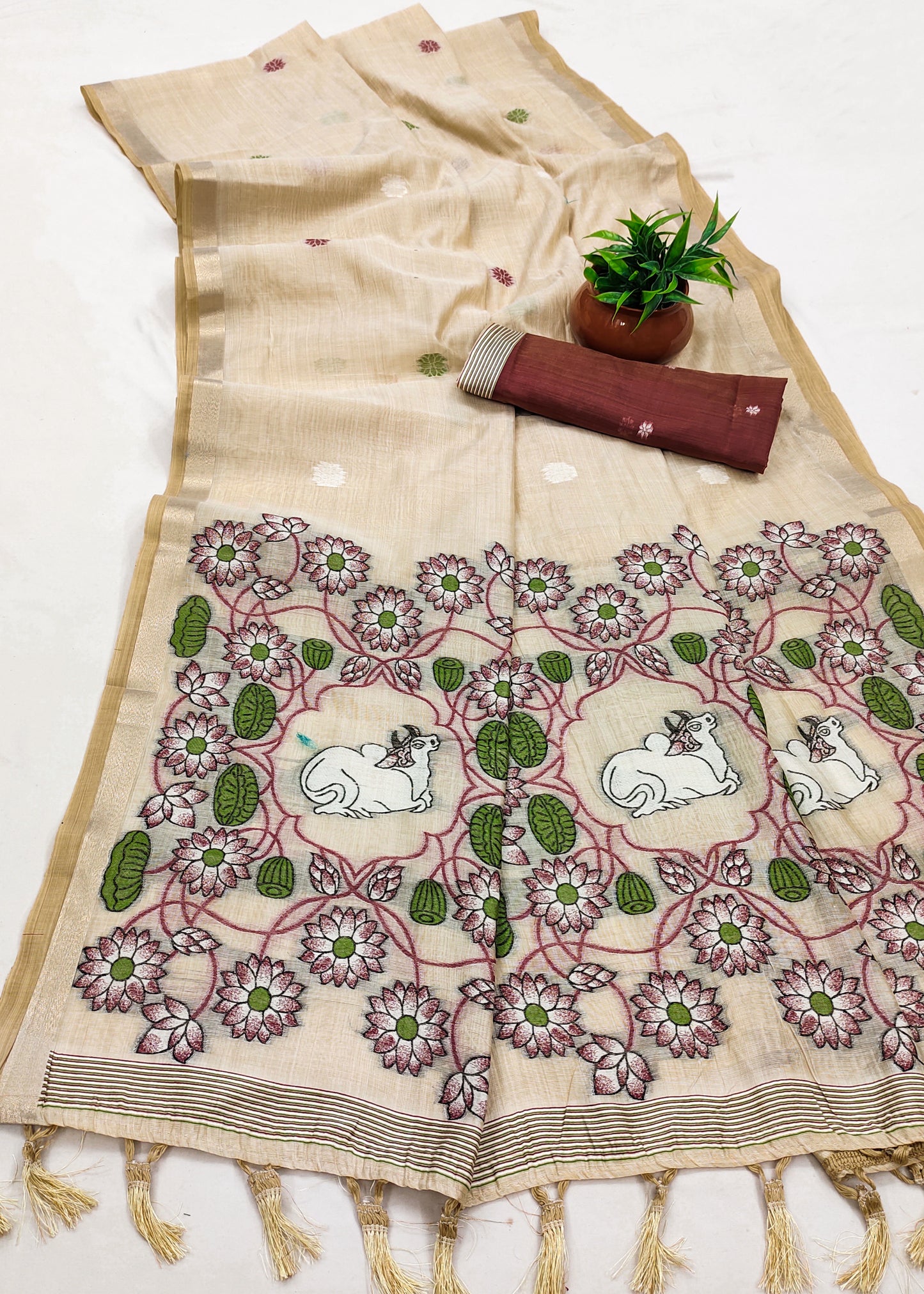 Soft Pure Munga Cotton Saree

( JP54)