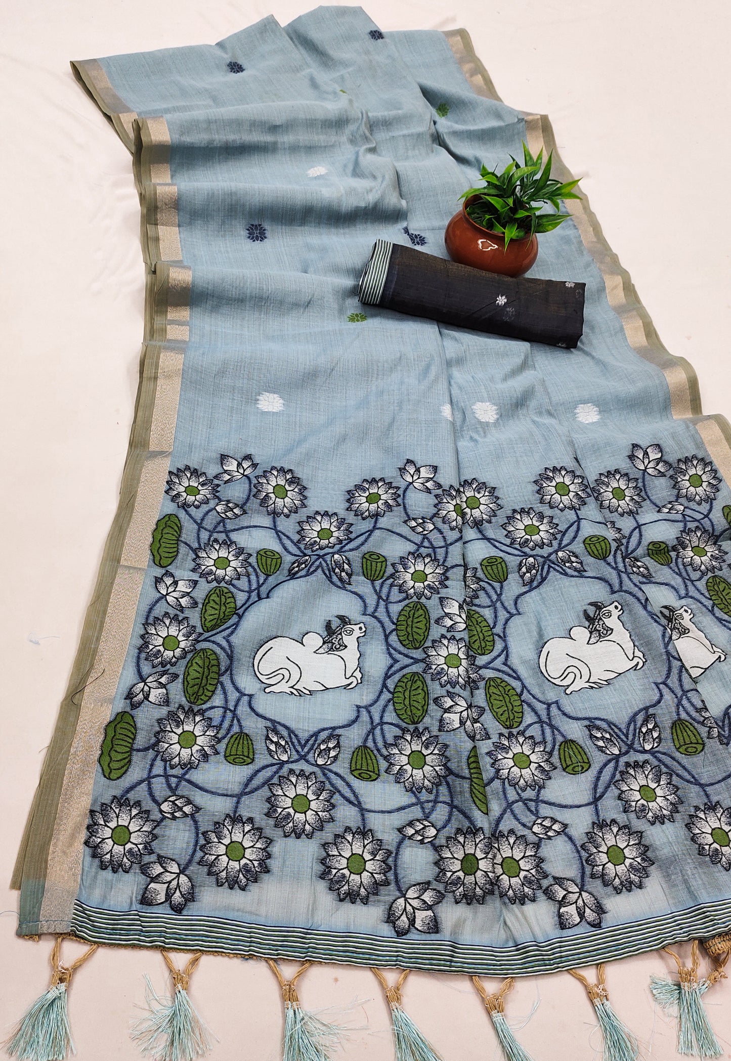 Soft Pure Munga Cotton Saree

( JP54)