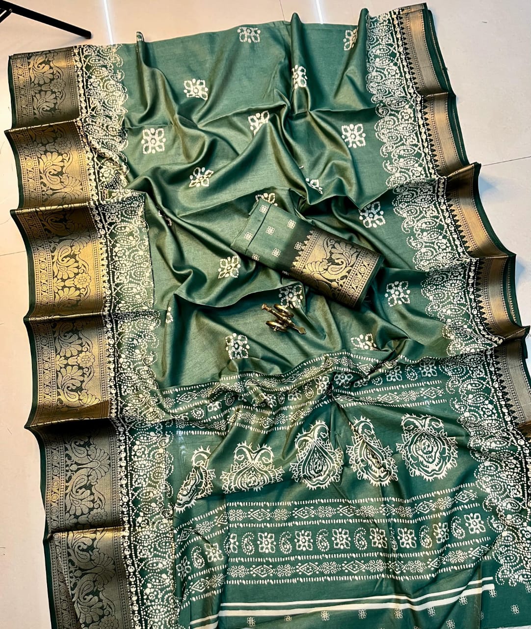 soft dola silk saree