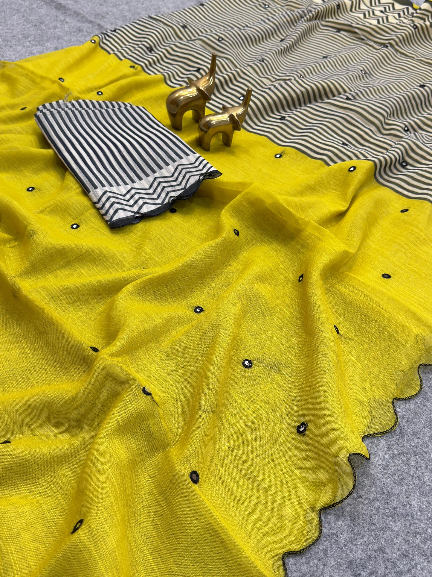 new Soft Linen cotton Digital printed saree with aari work