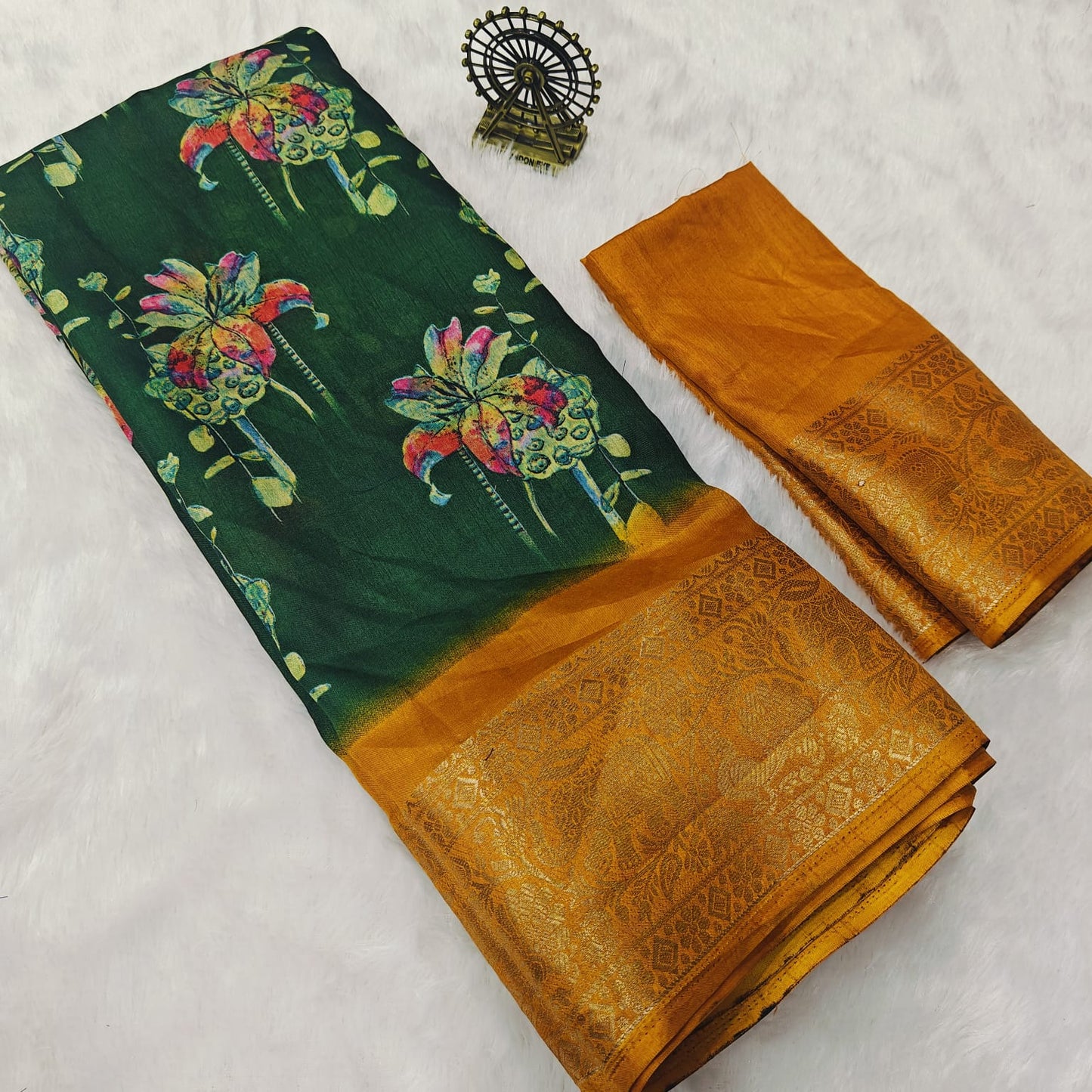 Pure Dola Silk saree   
( JP26 )