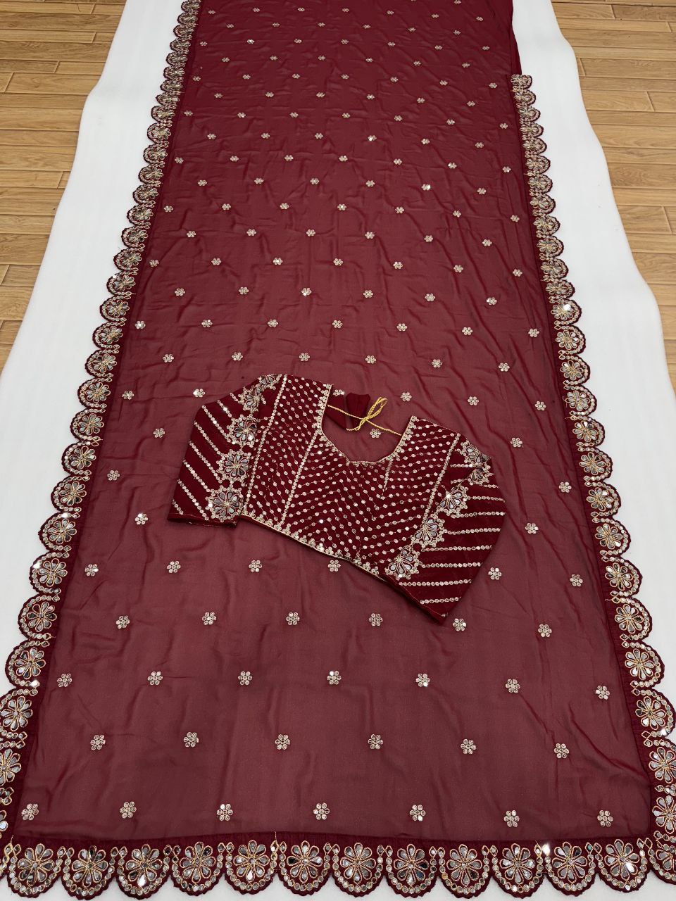 Saree Of Heavy quality Faux Georgette

( JP40)