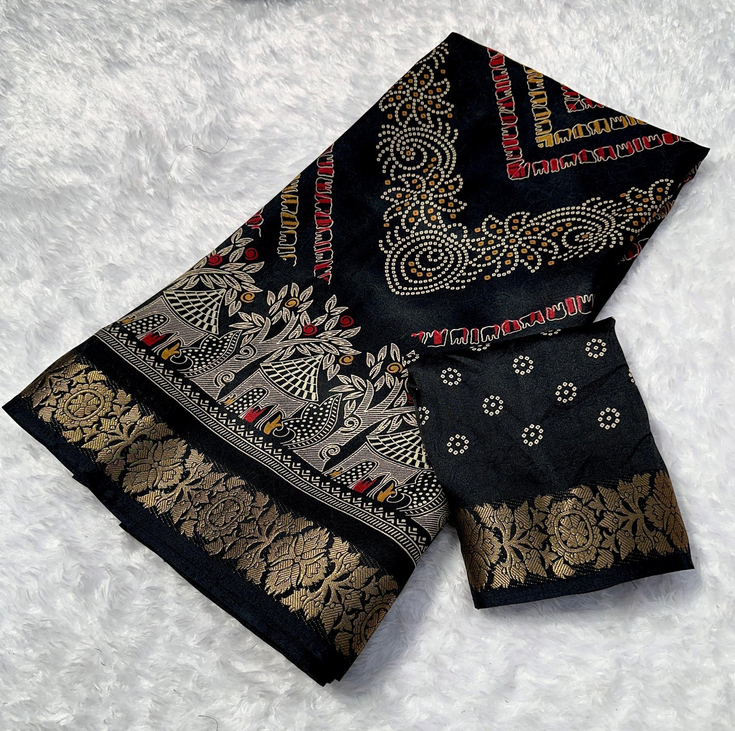 Heavy marshmellow blooming COLOR end foil dijhayne saree* *
*
( JP17 )