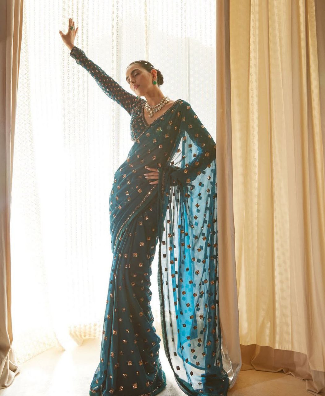 Heavy Quality faux Georgette
( JP35)