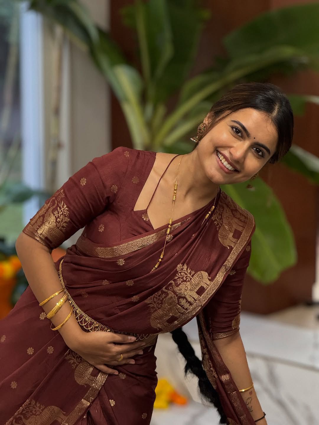 Pure Muslin Silk Saree With contrast Blouse