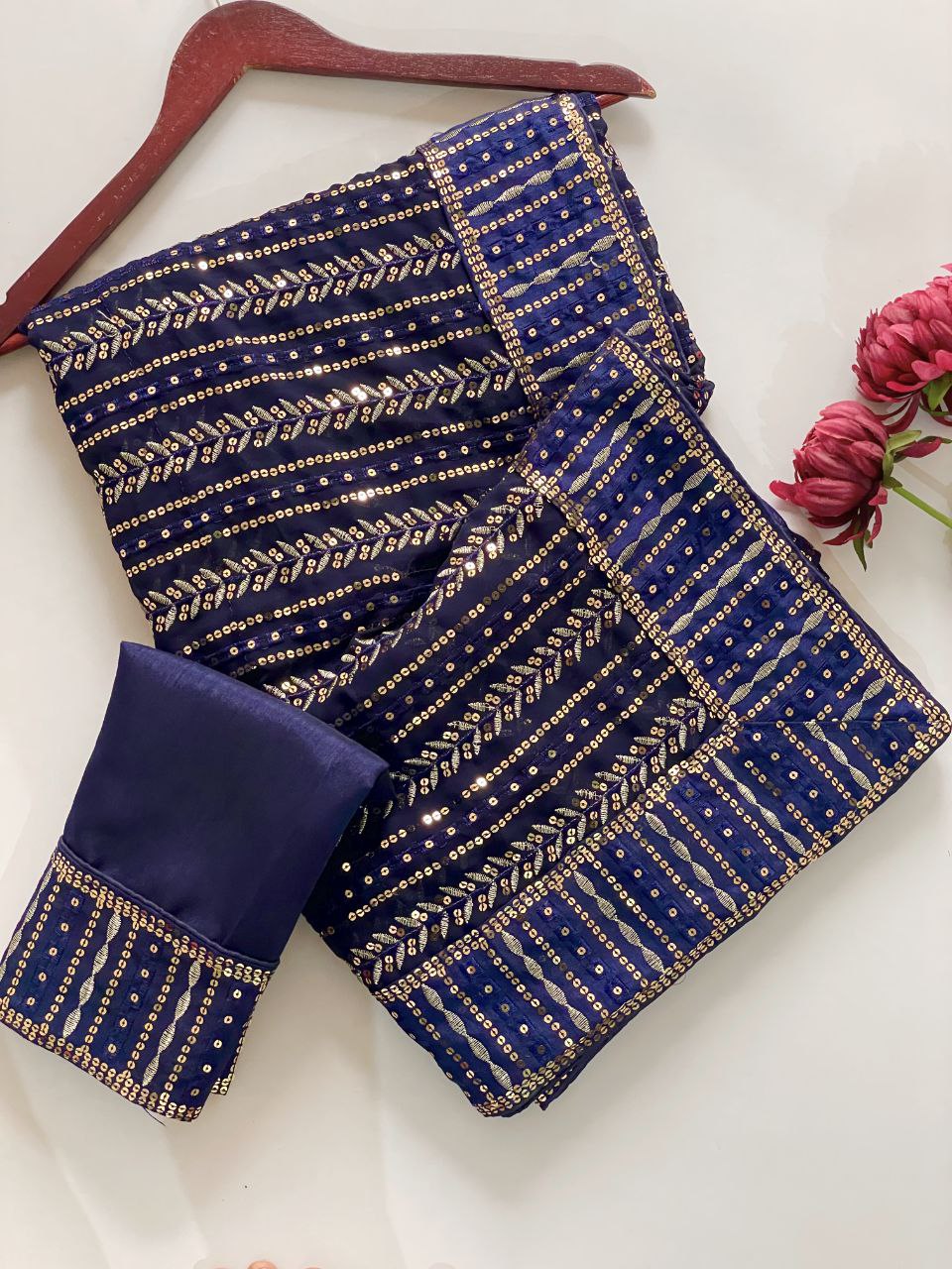 Full Saree Of Heavy quality 60 gram Georgette

( JP43)