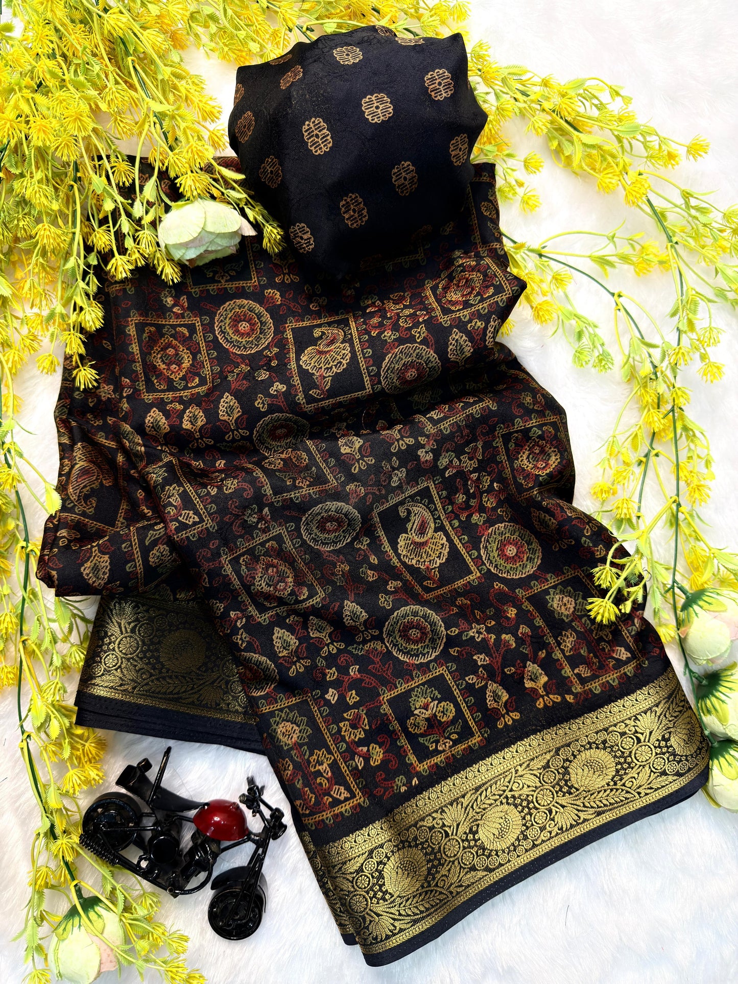 Soft Black Dola Silk Saree  ( JP05 )