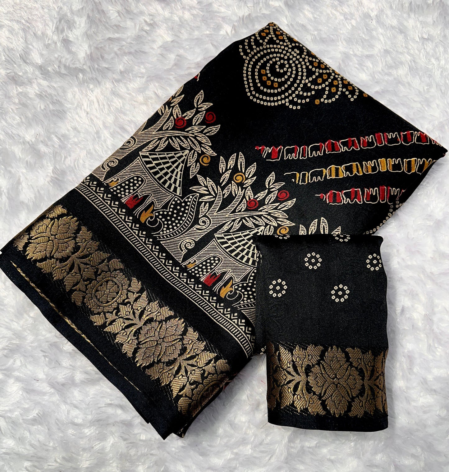Heavy marshmellow blooming COLOR end foil dijhayne saree* *
*
( JP17 )