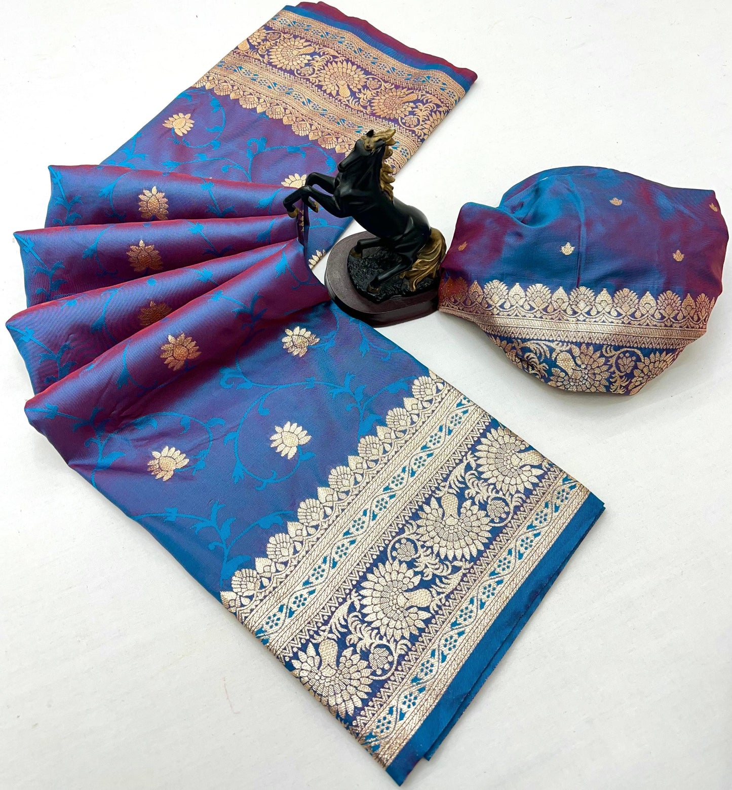 Premium Soft silk Weaving saree 
  ( JP09 )