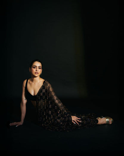 New Bollywood BlockBuster Sanya Malhotra SEQUINS Design Launching
( JP10 )