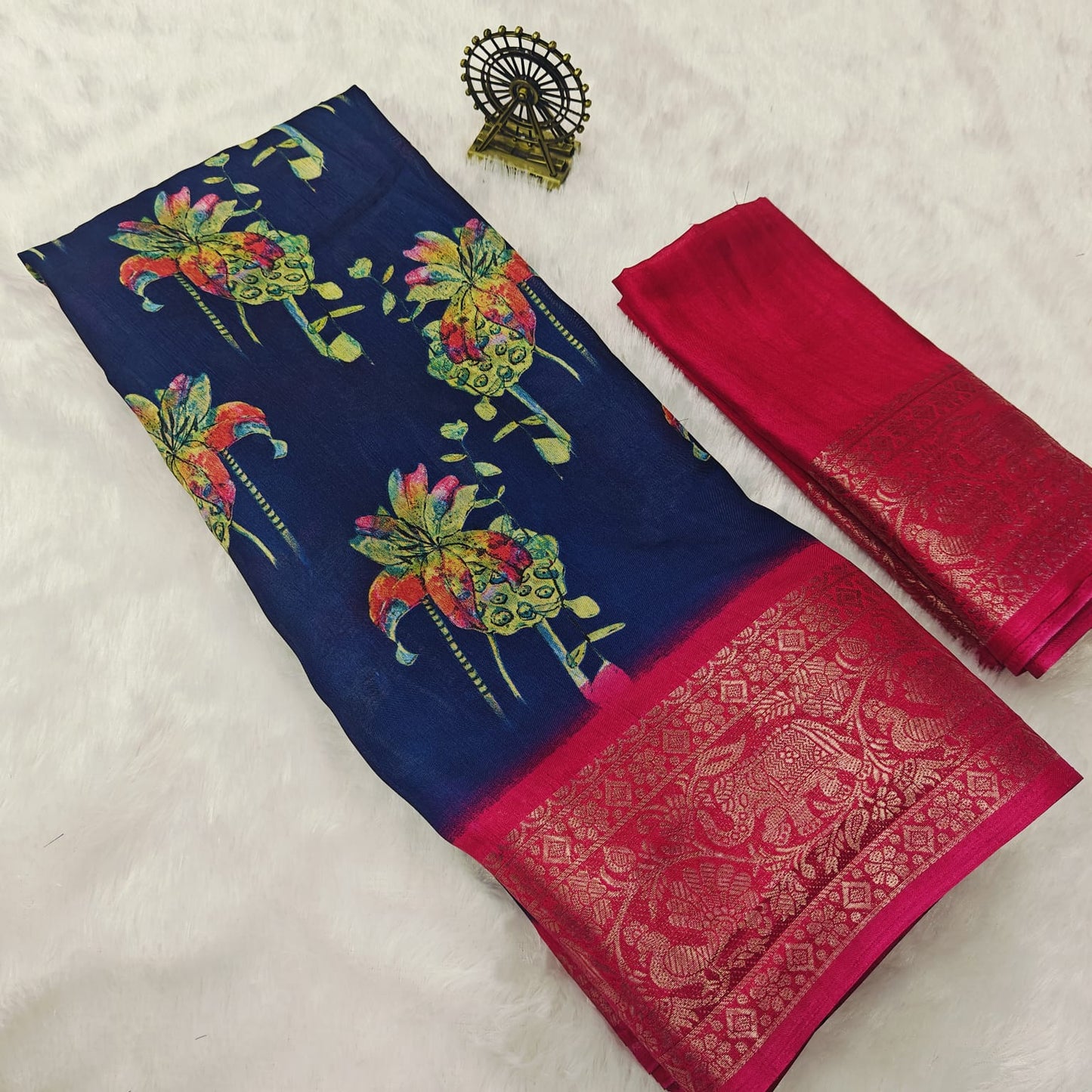 Pure Dola Silk saree   
( JP26 )