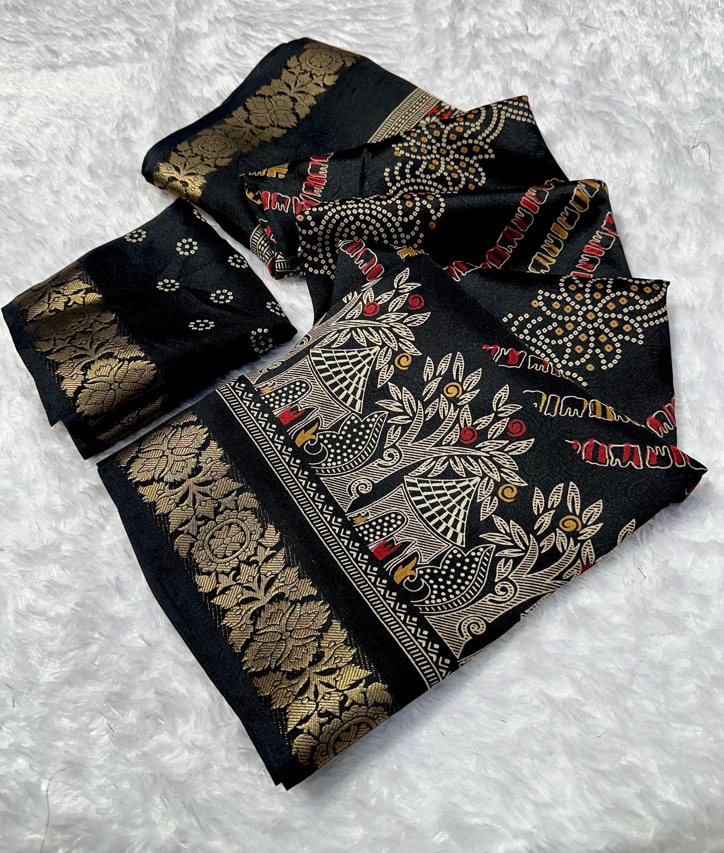 Heavy marshmellow blooming COLOR end foil dijhayne saree* *
*
( JP17 )