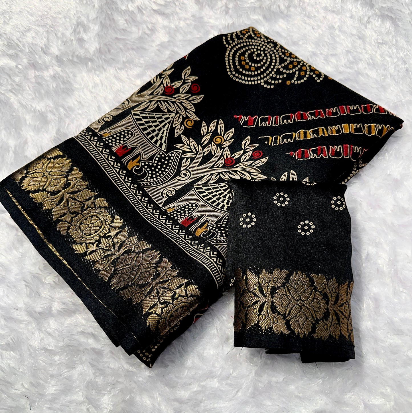 Heavy marshmellow blooming COLOR end foil dijhayne saree* *
*
( JP17 )